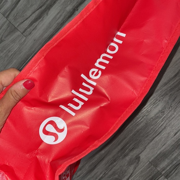 Large lululemon be all in bag - Picture 3 of 3